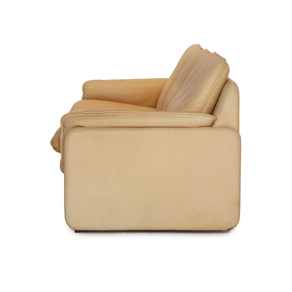 Beautiful Three Seated Sofa - Clean & Minimal Design